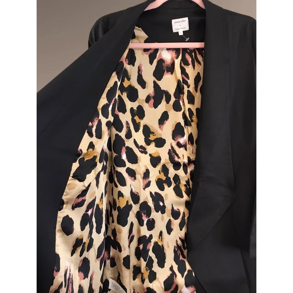New Amaryllis x Ashlee Nichols Black Waterfall‎ Drape Leopard Lined Blazer XS
